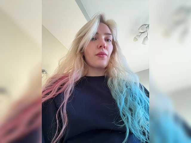 Looonacom live cam on BongaCams