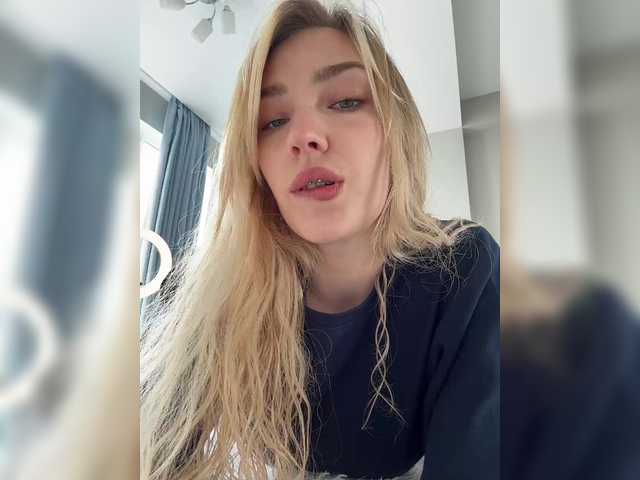 Looonacom live cam on BongaCams