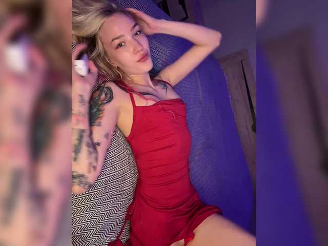 AlinnaAnnila live cam preview