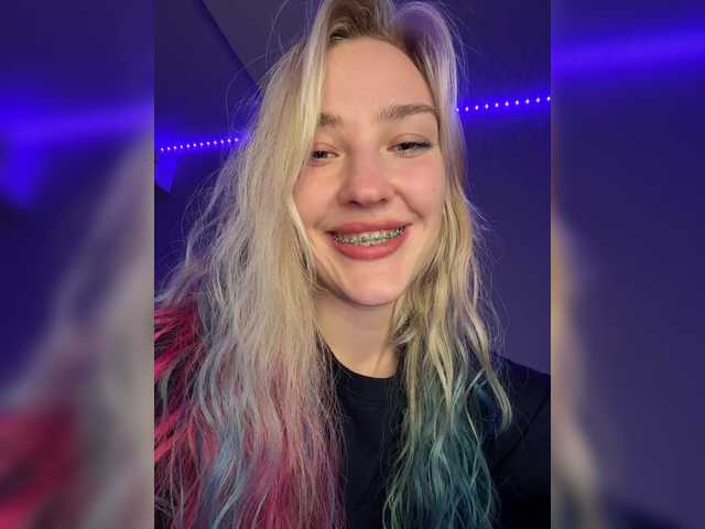 Looonacom live cam on BongaCams