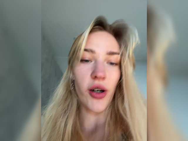 Looonacom live cam on BongaCams