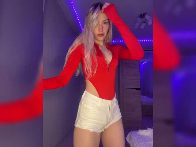 Looonacom live cam on BongaCams
