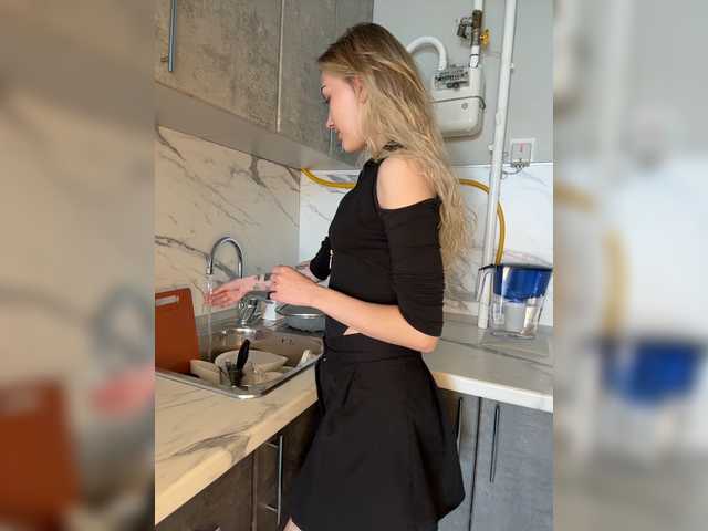 Looonacom live cam on BongaCams
