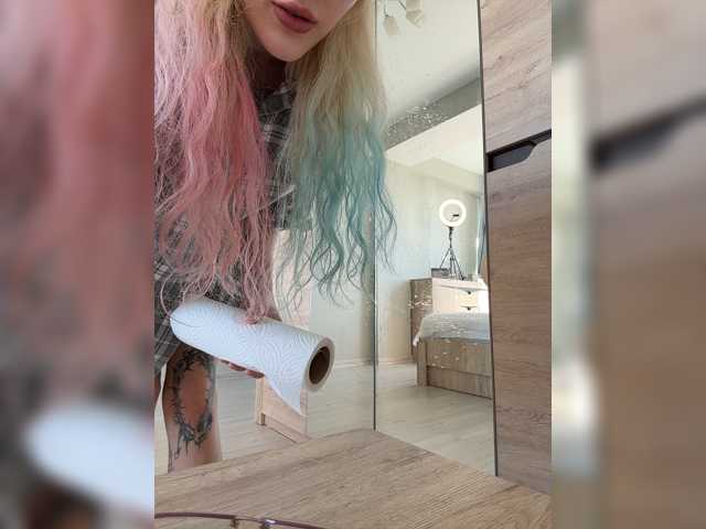 AlinnaAnnila live cam preview