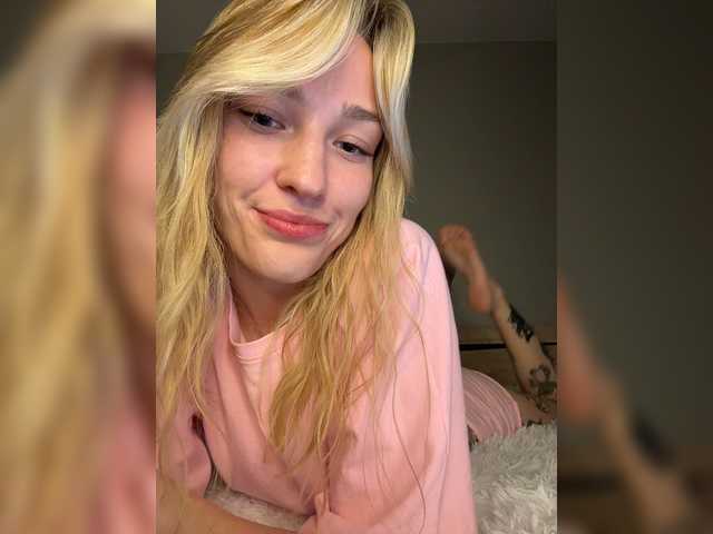 Looonacom live cam on BongaCams