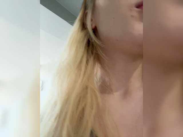 Looonacom live cam on BongaCams