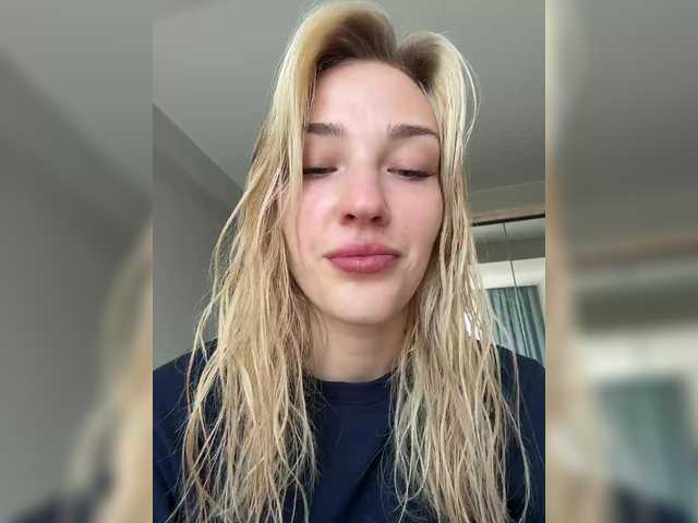 Looonacom live cam on BongaCams