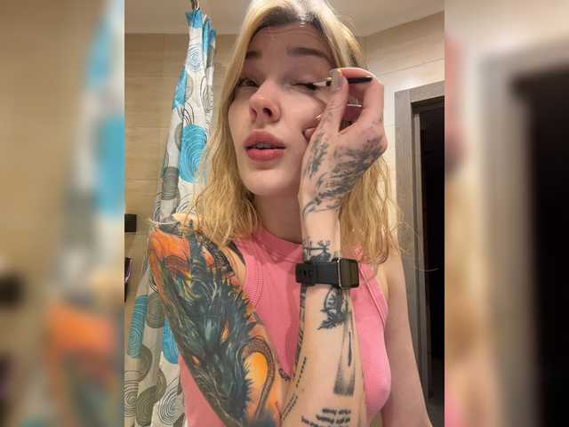 Looonacom live cam on BongaCams