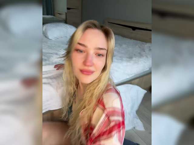 Looonacom live cam on BongaCams