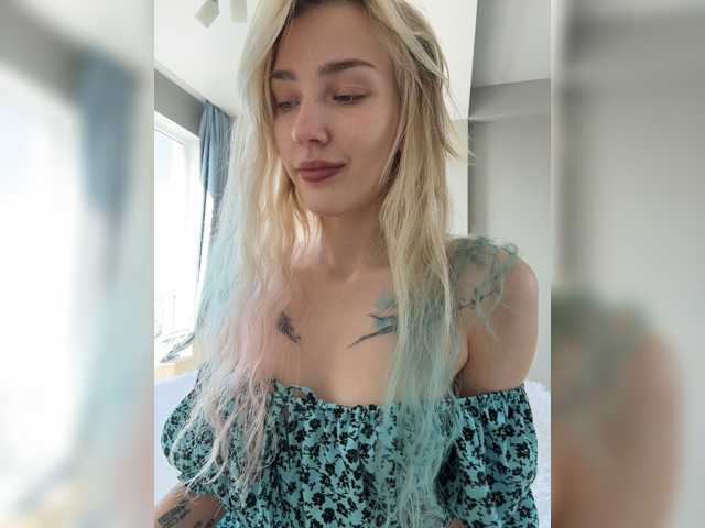 Looonacom live cam on BongaCams