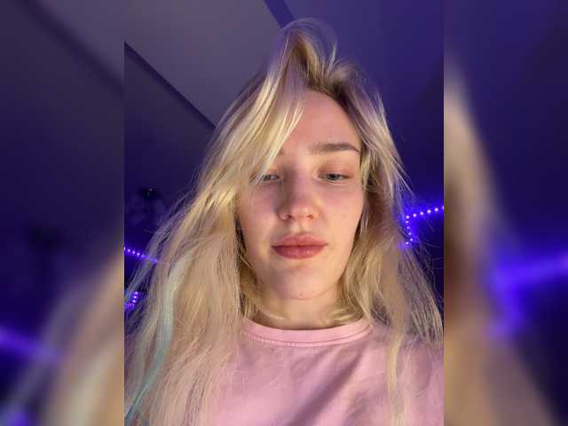 Looonacom live cam on BongaCams