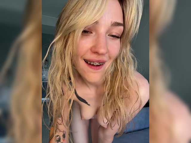 Looonacom live cam on BongaCams