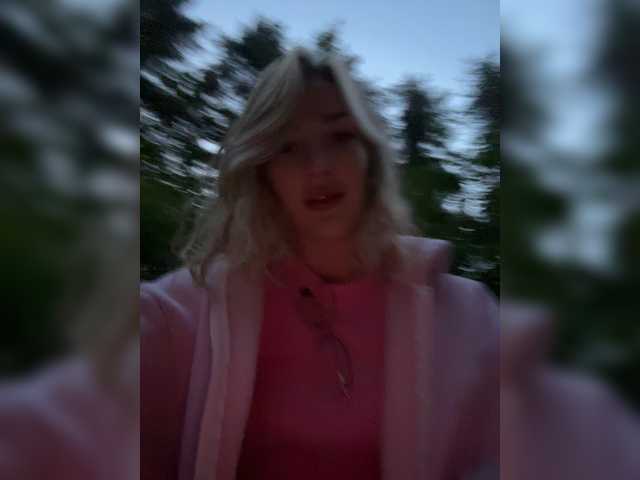 Looonacom live cam on BongaCams