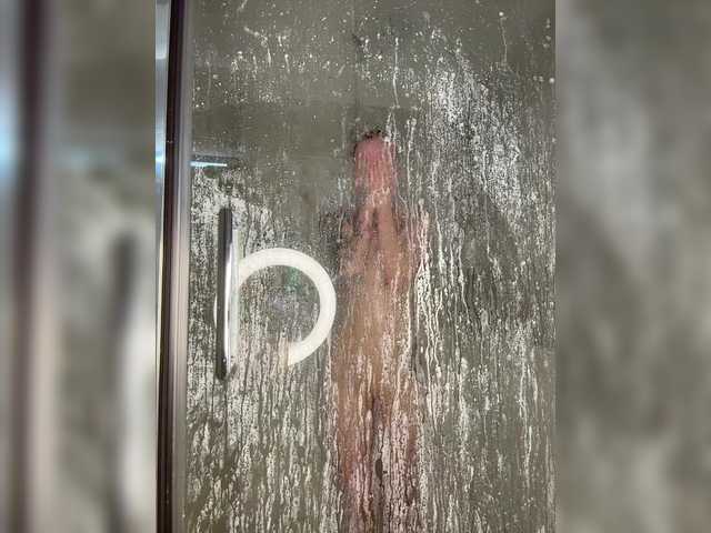 Looonacom live webcam show