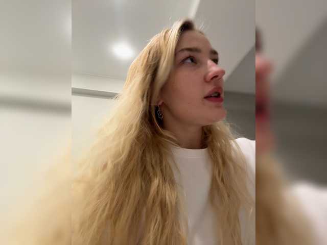 Looonacom live cam on BongaCams