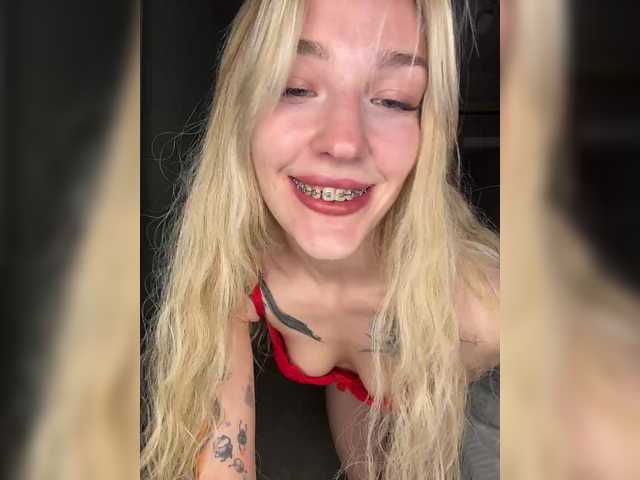Looonacom live cam