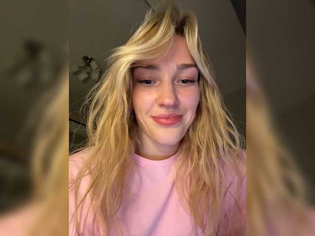 Looonacom live cam on BongaCams