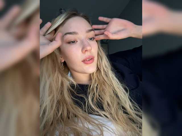 AlinnaAnnila live cam preview