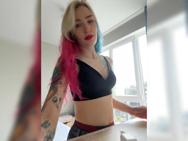 AlinnaAnnila live cam preview
