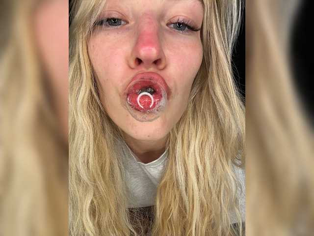 Looonacom live cam on BongaCams