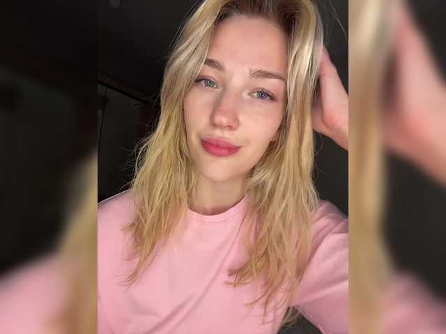 go to chat with AlinnaAnnila