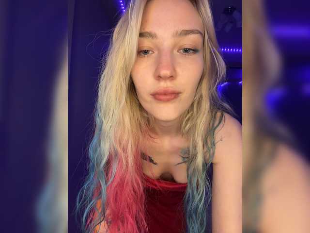 Looonacom live cam on BongaCams