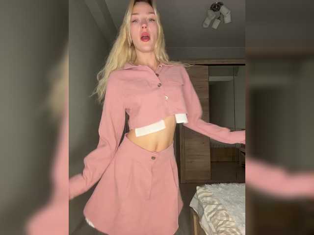 Looonacom live cam on BongaCams