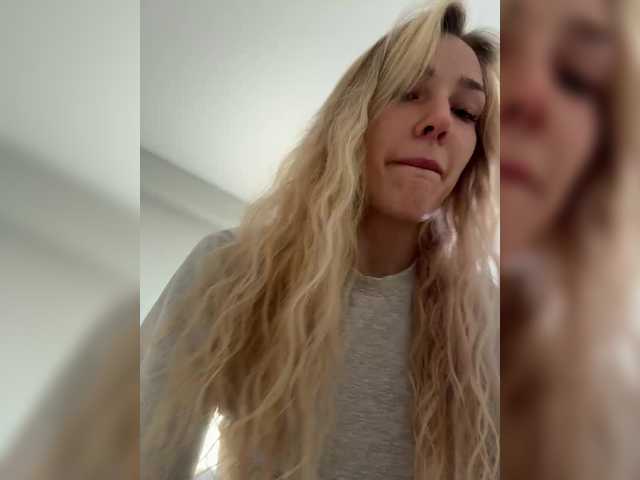 Looonacom live cam on BongaCams