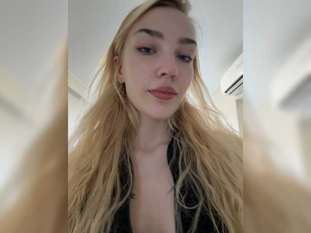 Looonacom live cam on BongaCams