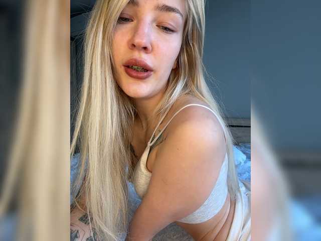 AlinnaAnnila live cam preview