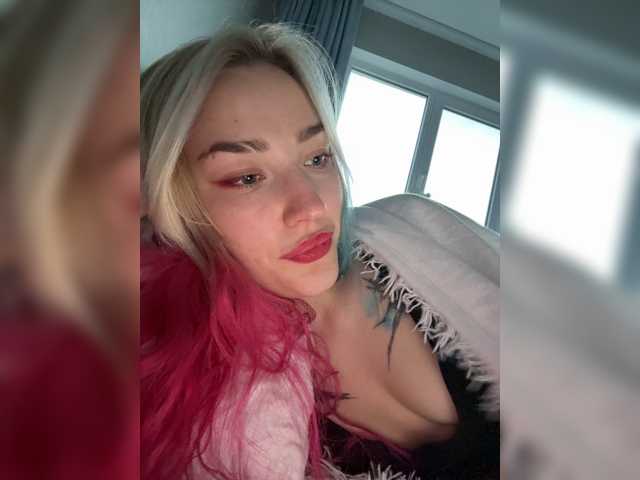 AlinnaAnnila live cam preview