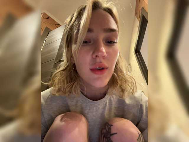 Looonacom live cam on BongaCams