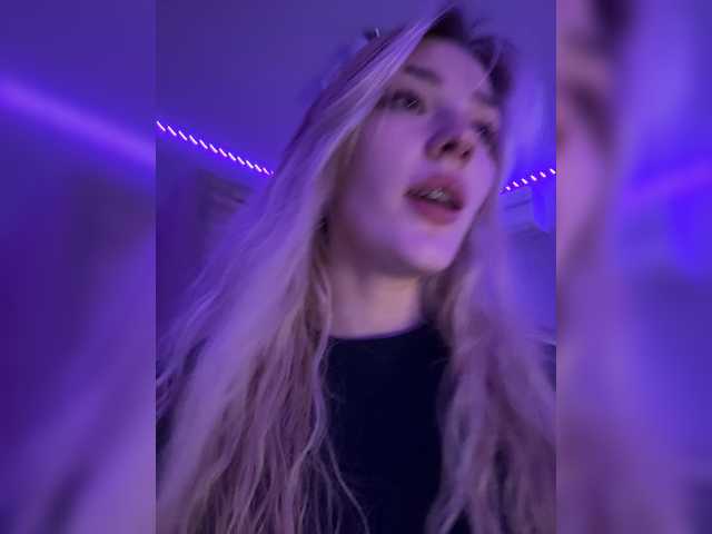 Looonacom live cam on BongaCams