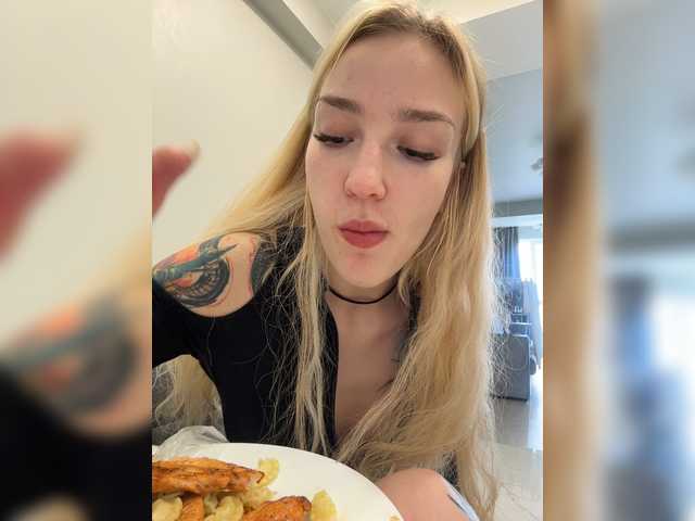 Looonacom live cam on BongaCams