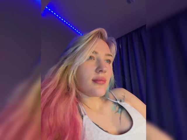 AlinaManila webcam