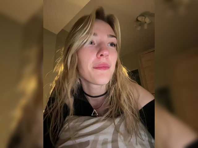 Looonacom live webcam show