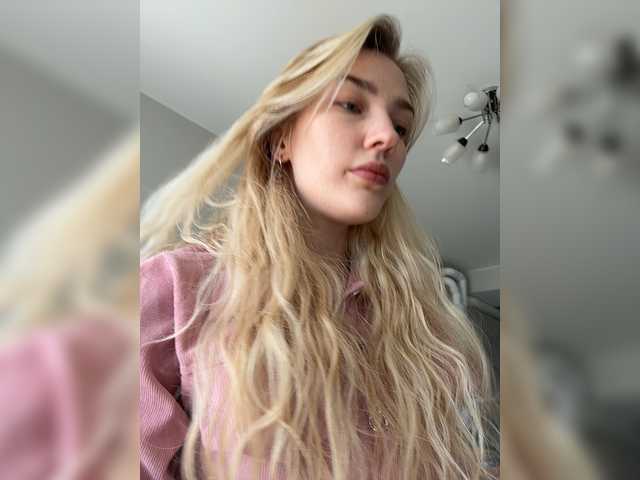 Looonacom live cam on BongaCams