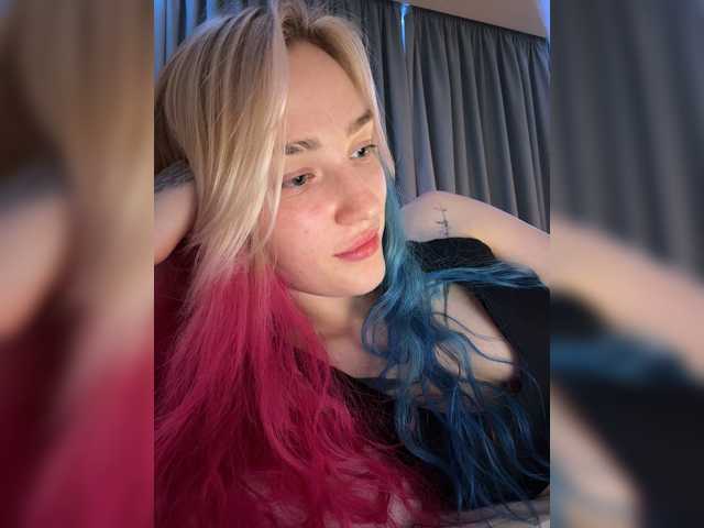 Looonacom live cam on BongaCams