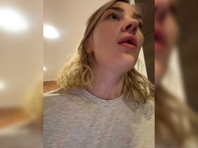 Looonacom live cam on BongaCams