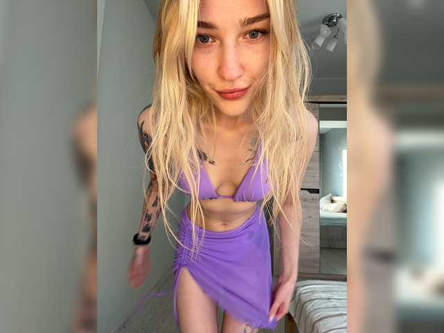 Looonacom live webcam show