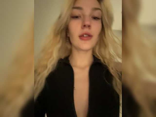 Looonacom live cam on BongaCams