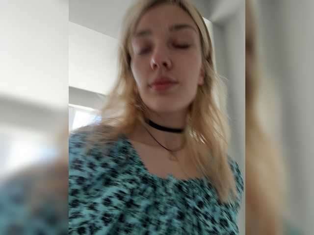 Looonacom live webcam show