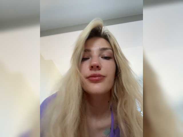 Looonacom live cam on BongaCams