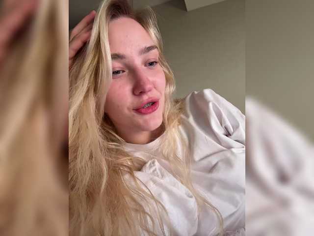 Looonacom live cam on BongaCams