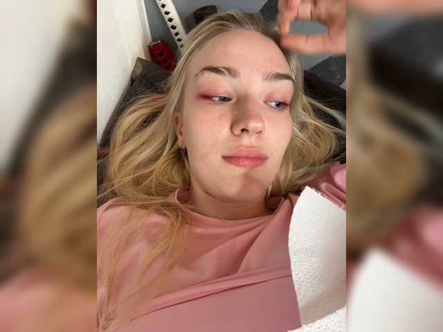 Looonacom, live now on BongaCams