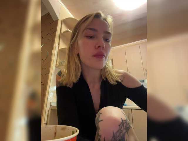 Looonacom live cam on BongaCams