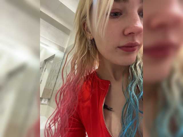 Looonacom live cam on BongaCams
