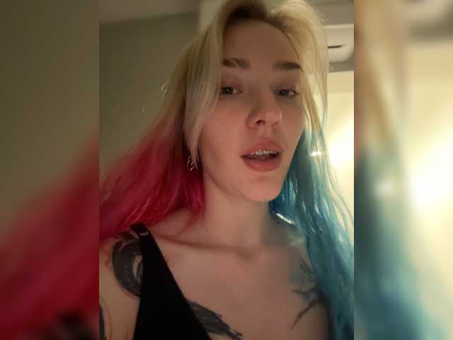 AlinnaAnnila live cam preview