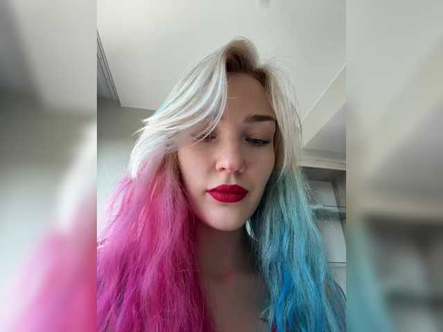 Looonacom live cam on BongaCams