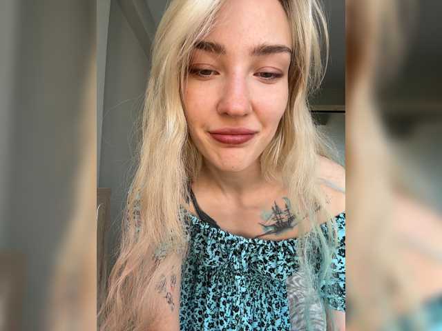 Looonacom live cam on BongaCams